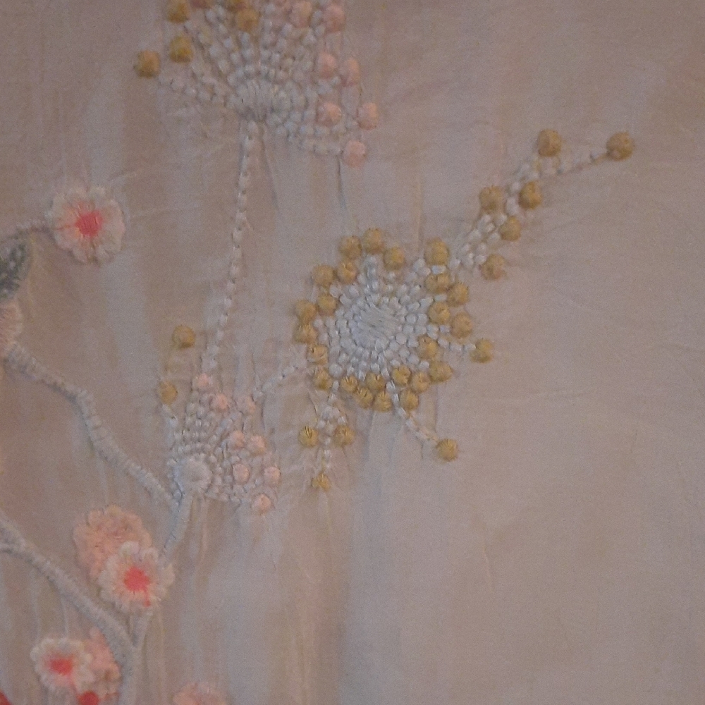 Johnny Was White V‑Neck Embroidered Long Sleeve Top with Pink Floral Accents - Picture 4 of 8